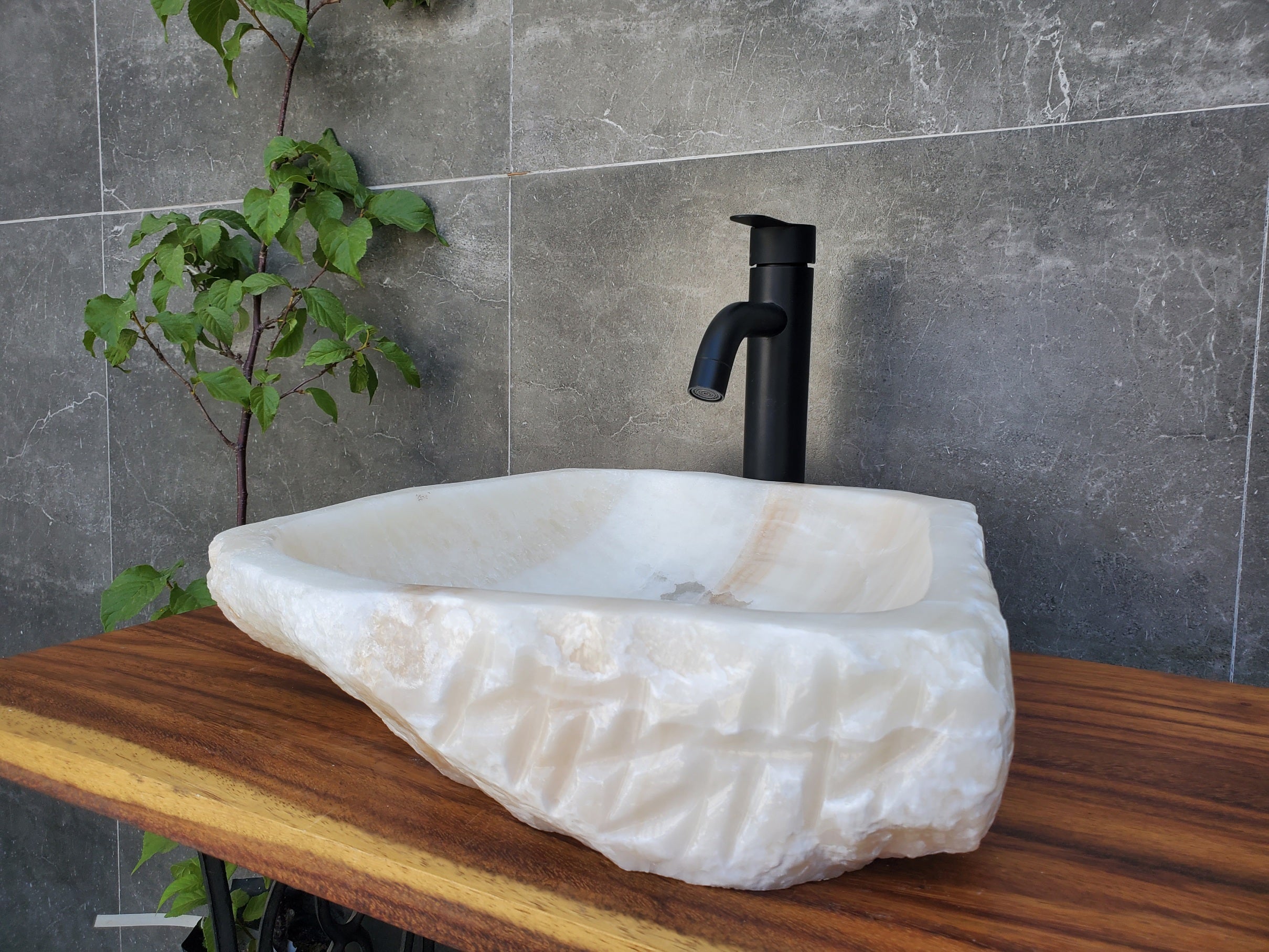 S21_25 Onyx Stone Bathroom Vessel Sink