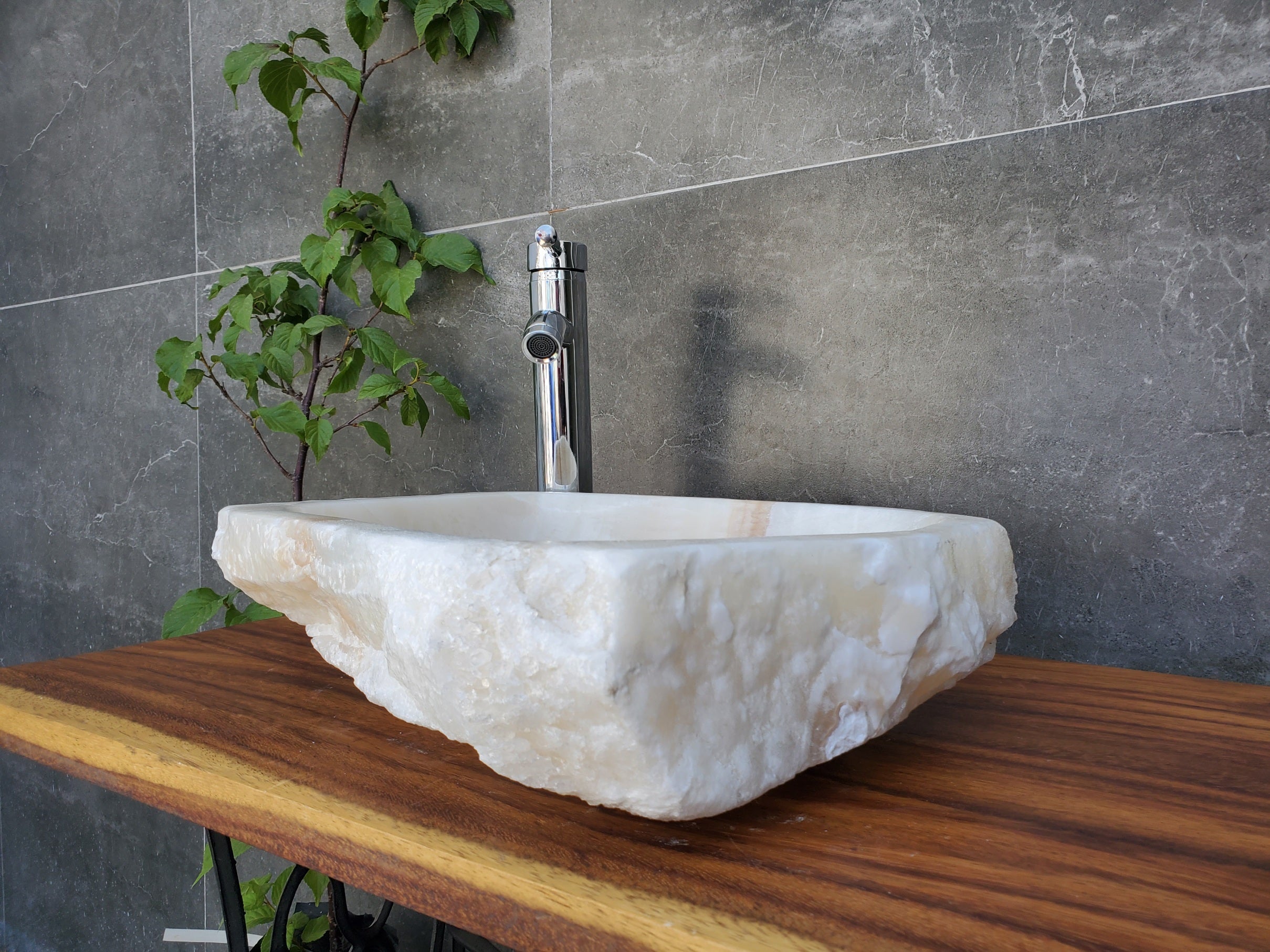 S21_25 Onyx Stone Bathroom Vessel Sink