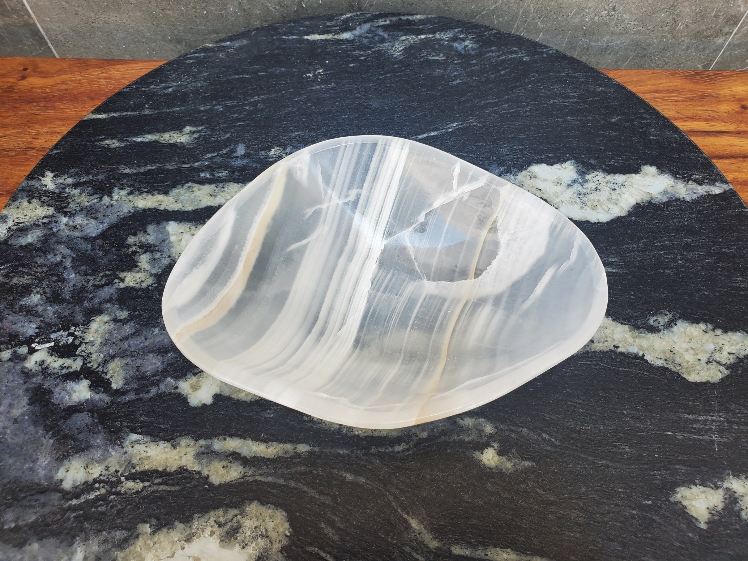 KB_04 Polished Onyx Stone Bowl (Small)