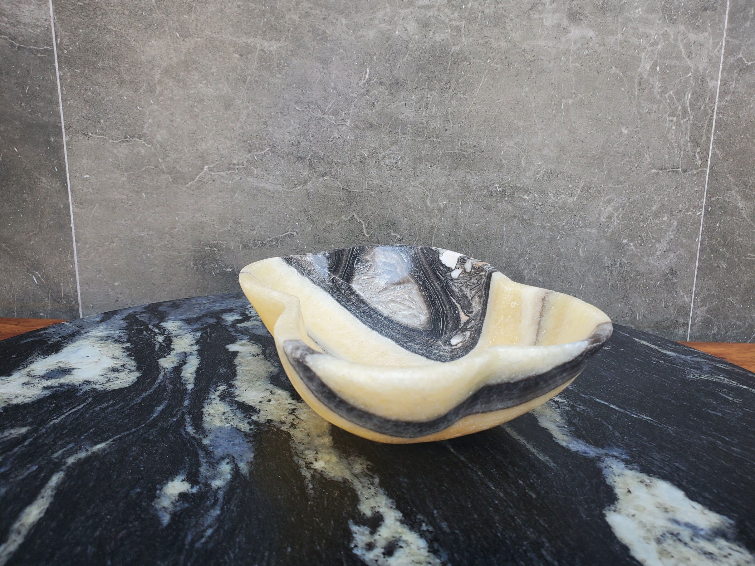 KB_05 Polished Onyx Stone Bowl (Small)