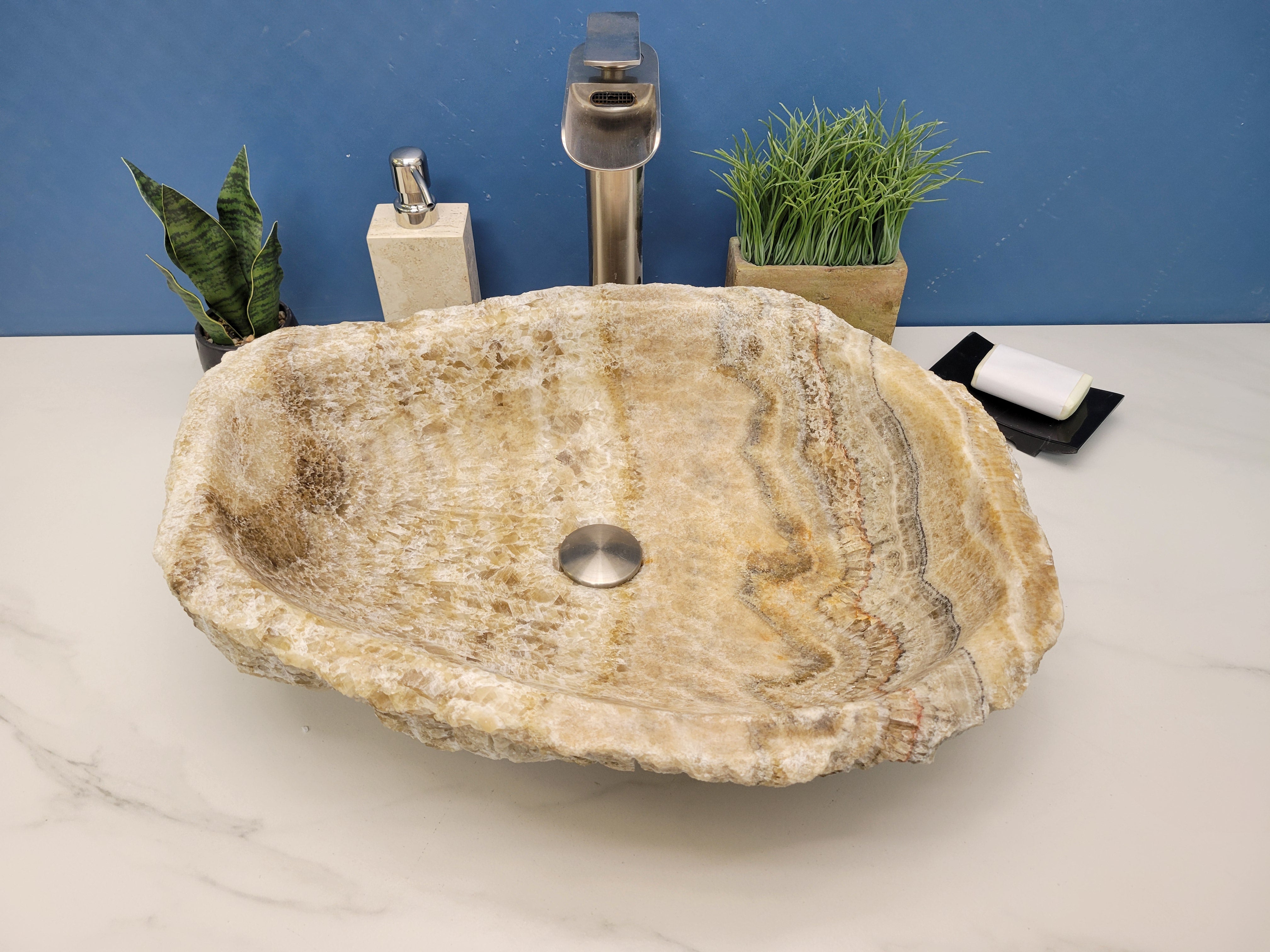 S15_01 Brown and Tan Striped Onyx Vessel Sink