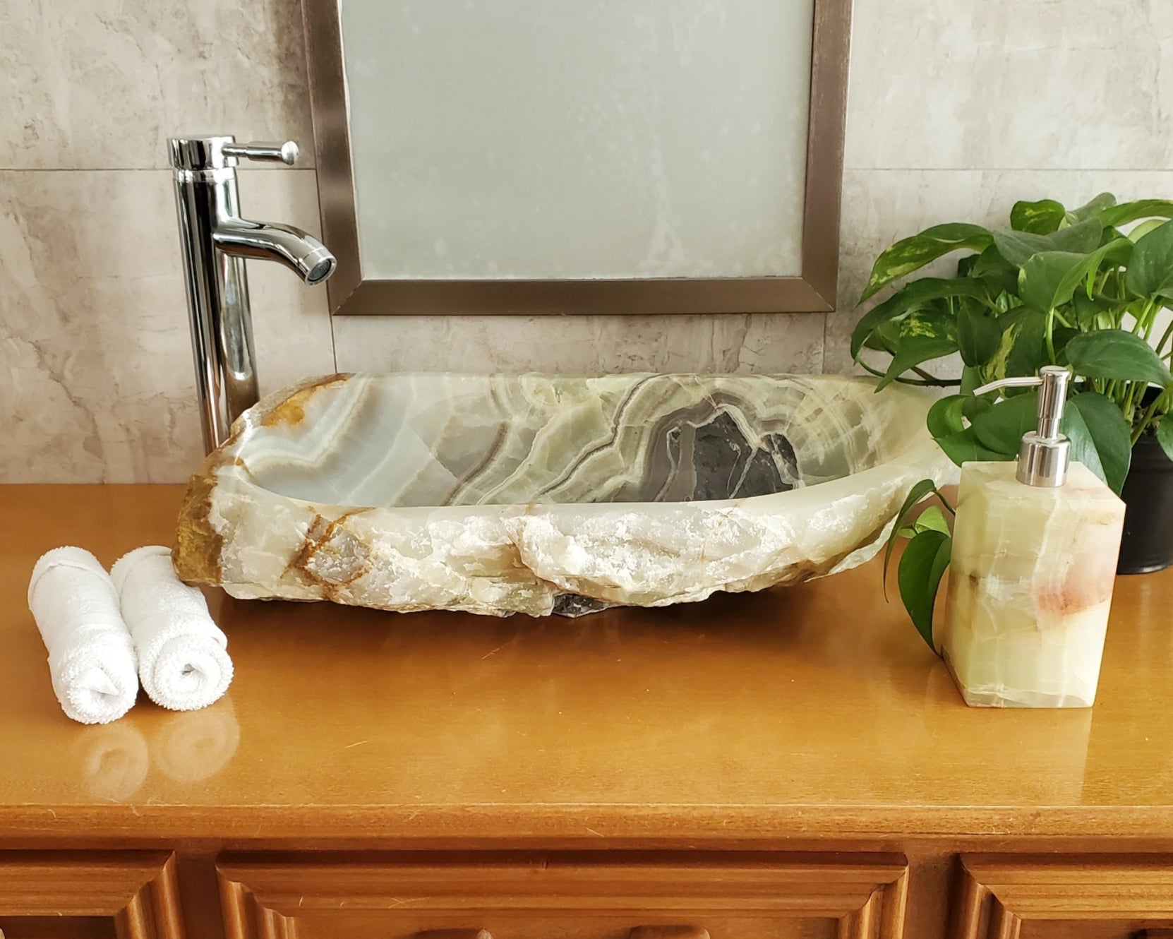 S23_23 Green and Grey Onyx Stone Vessel Bathroom Sink