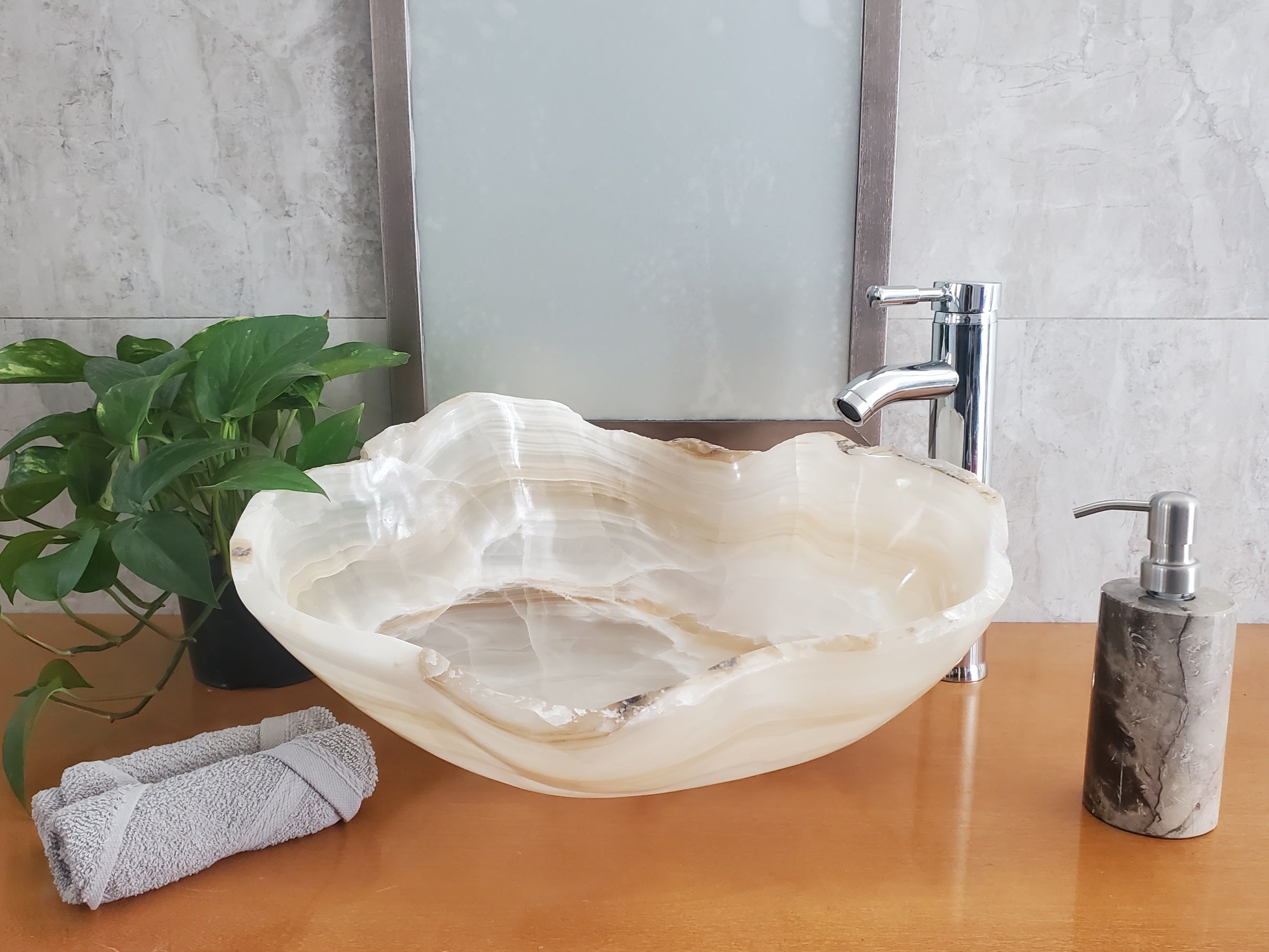 S23_02 Onyx Stone Bathroom Vessel Sink