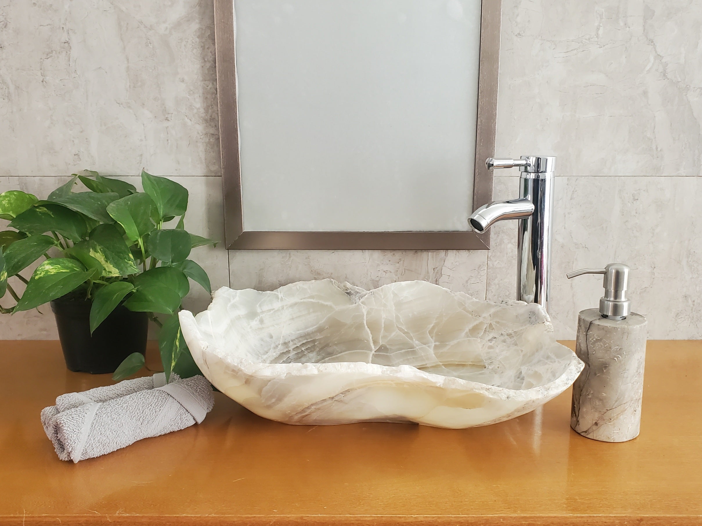 S23_04 Onyx Stone Bathroom Vessel Sink