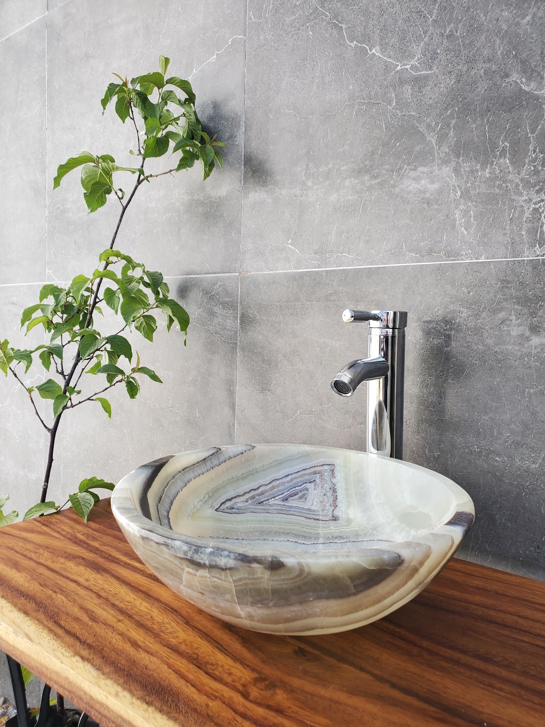 Onyx Stone Vessel Bathroom Sink - Round Onyx sinks Onyx Sinks Sinks