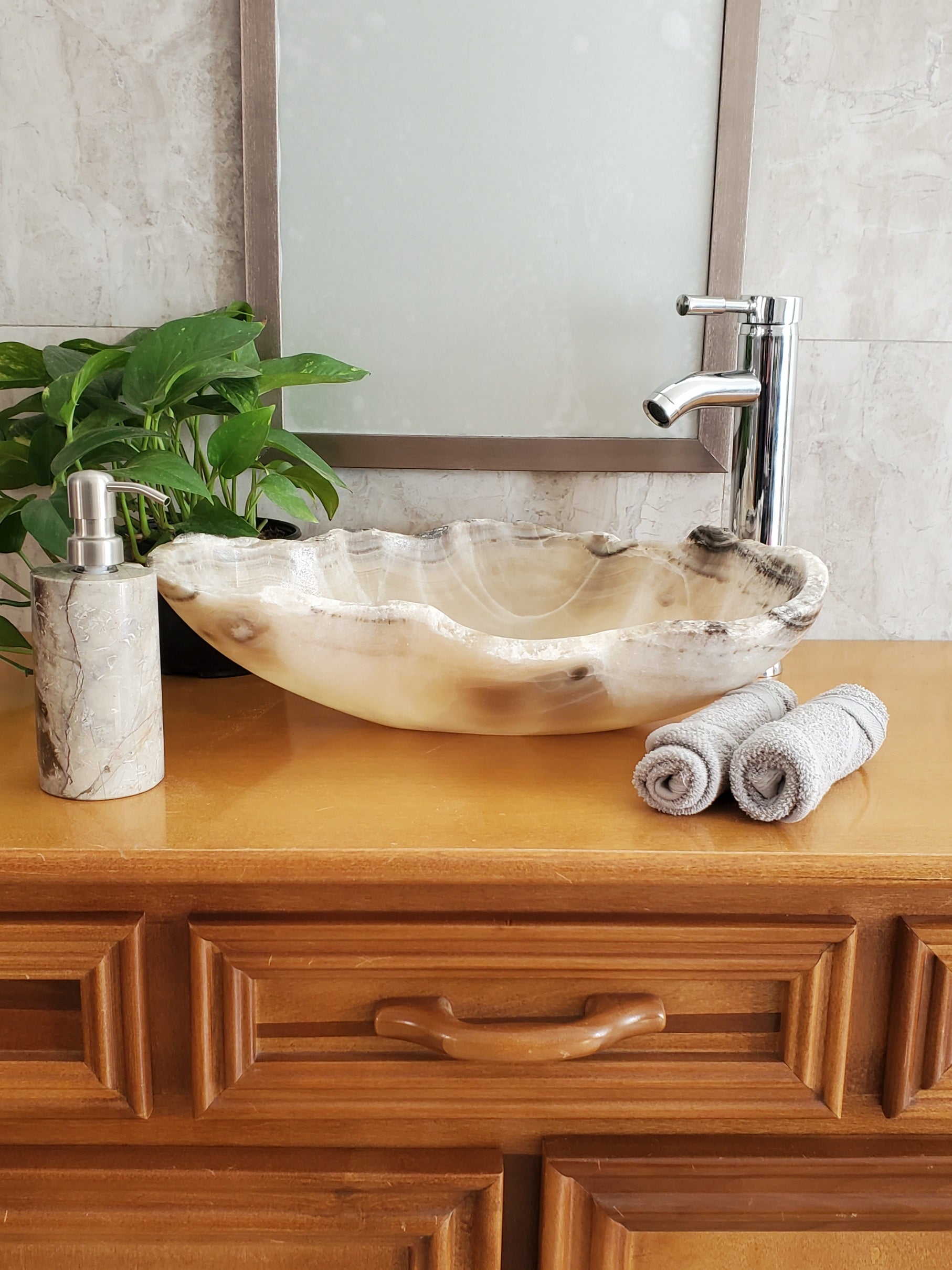 S23_06 Onyx Stone Bathroom Vessel Sink