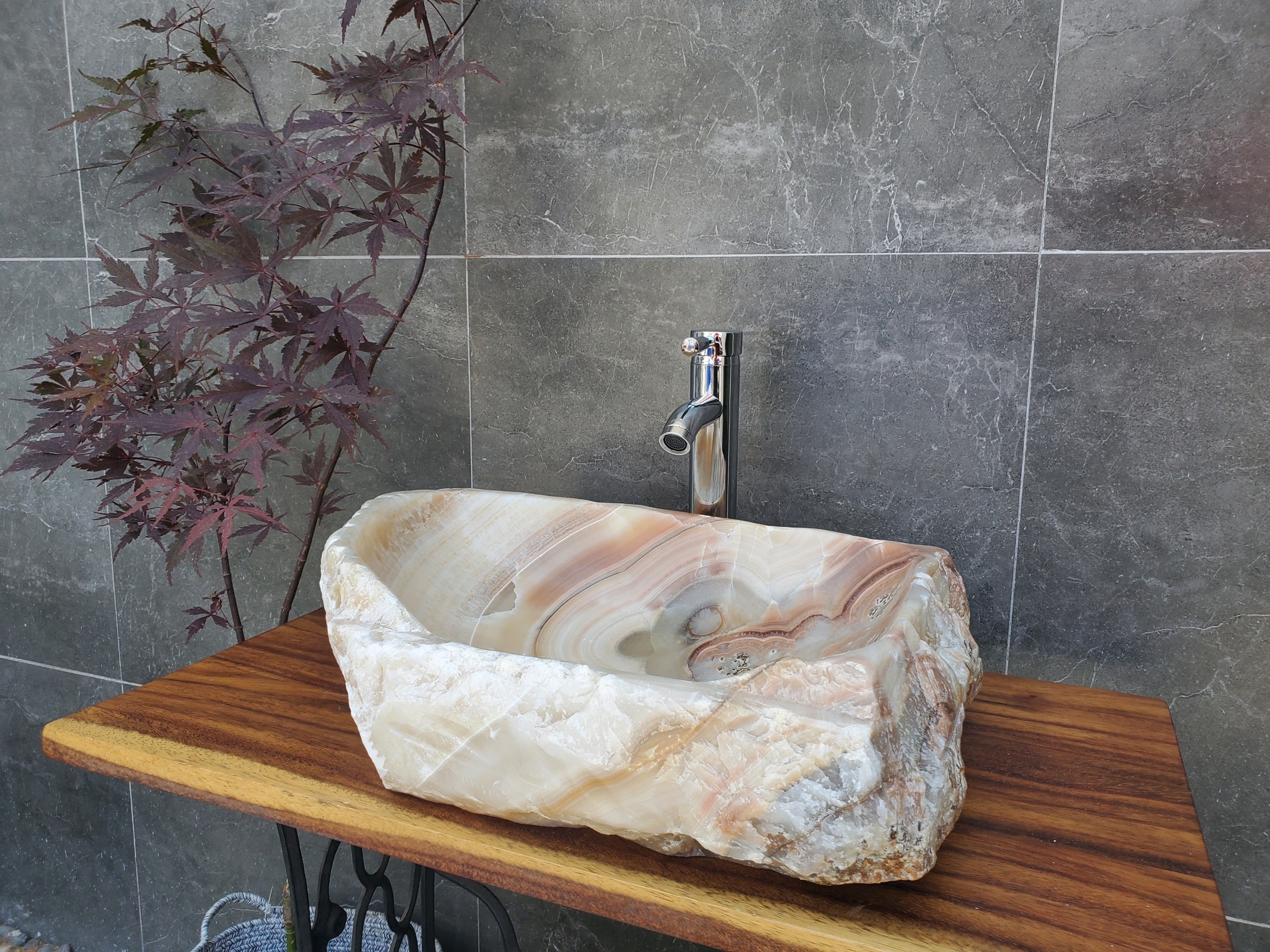 S21_29 Onyx Stone Vessel Bathroom Sink