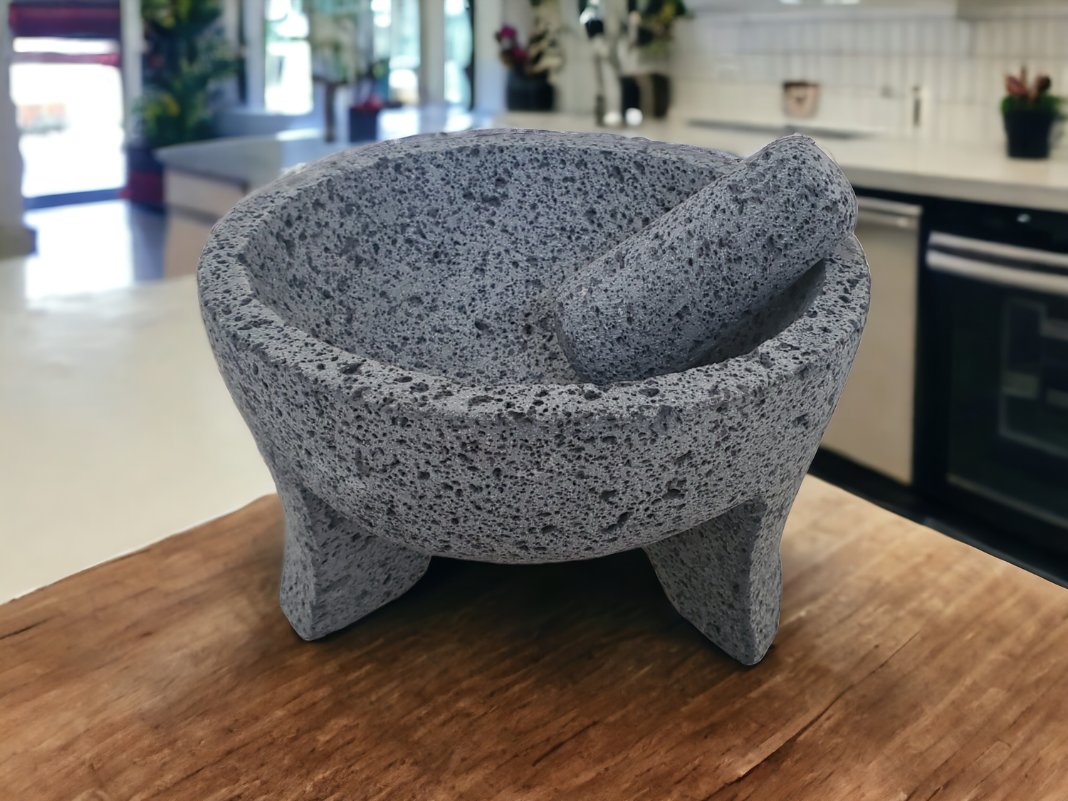 Round About Molcajete - Lava Stone - 10 Inch