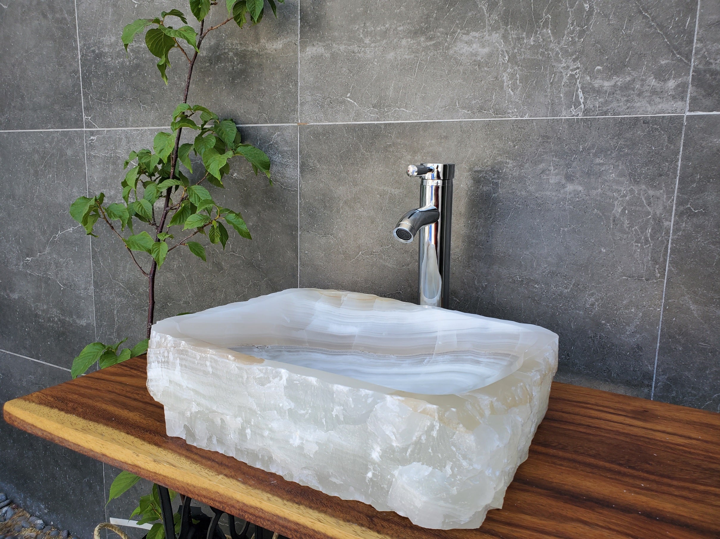 S21_27 Onyx Stone Bathroom Vessel Sink