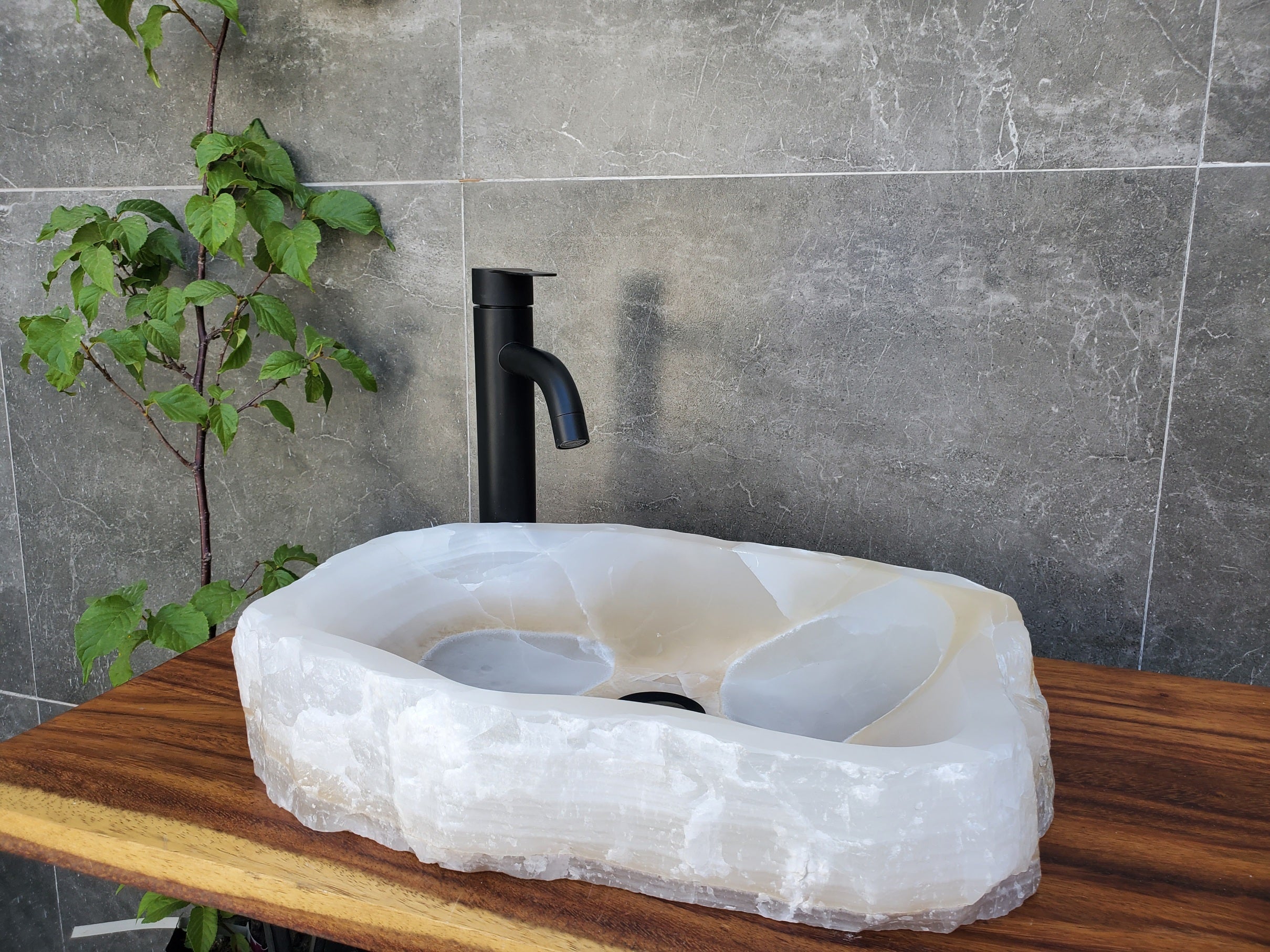 S21_24 Onyx Stone Bathroom Vessel Sink